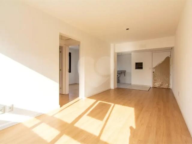 Apartamento para Venda em Porto Alegre/RS Jardim do Salso 2 Quartos