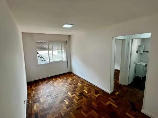 Apartamento para Venda em Porto Alegre/RS Jardim Leopoldina 1 Quartos