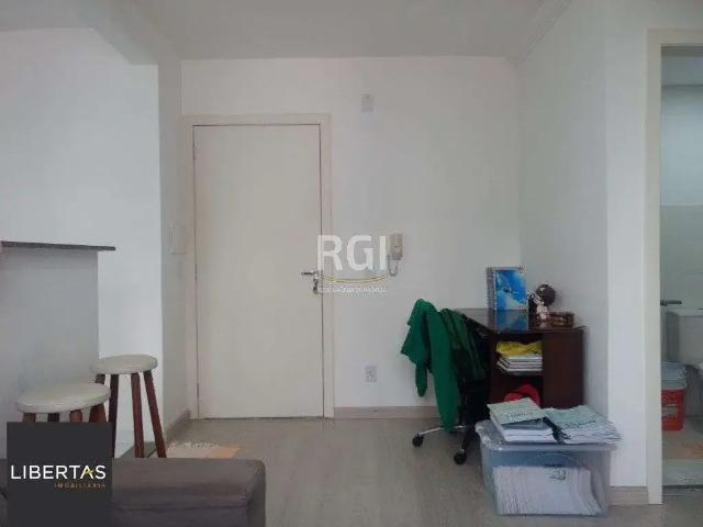 Apartamento para Venda em Porto Alegre/RS Jardim Leopoldina 2 Quartos
