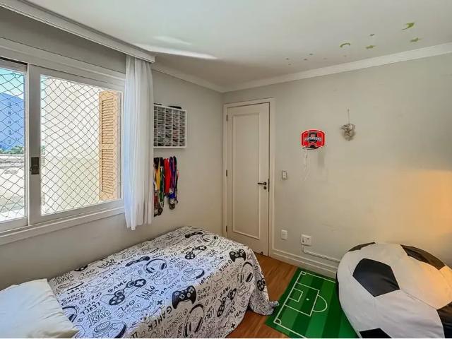 Apartamento para Venda em Porto Alegre/RS Jardim Sabará 3 Quartos