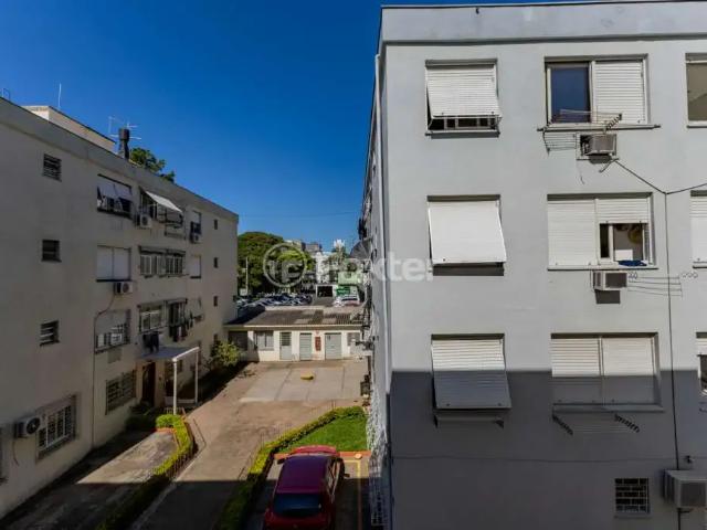 Apartamento para Venda em Porto Alegre/RS Passo da Areia 2 Quartos