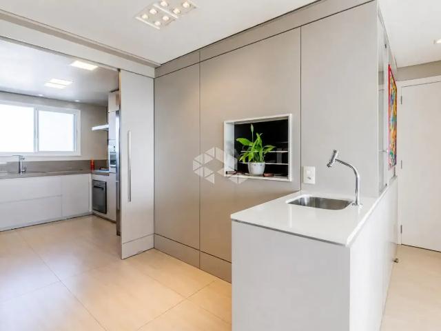 Apartamento para Venda em Porto Alegre/RS Petrópolis 3 Quartos