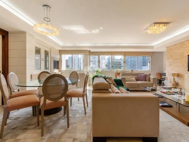 Apartamento para Venda em Porto Alegre/RS Petrópolis 3 Quartos