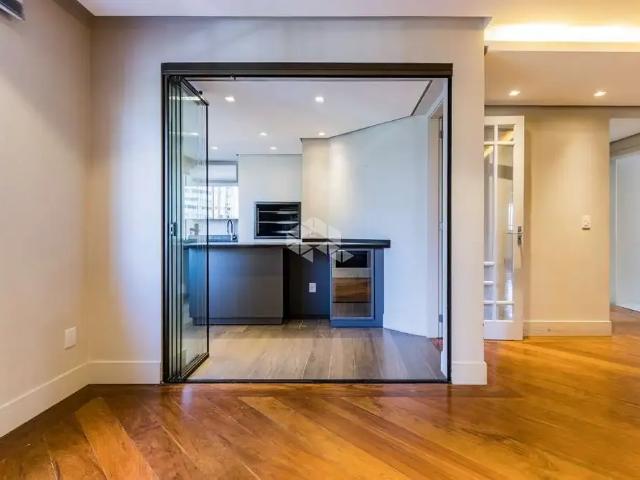 Apartamento para Venda em Porto Alegre/RS Petrópolis 3 Quartos