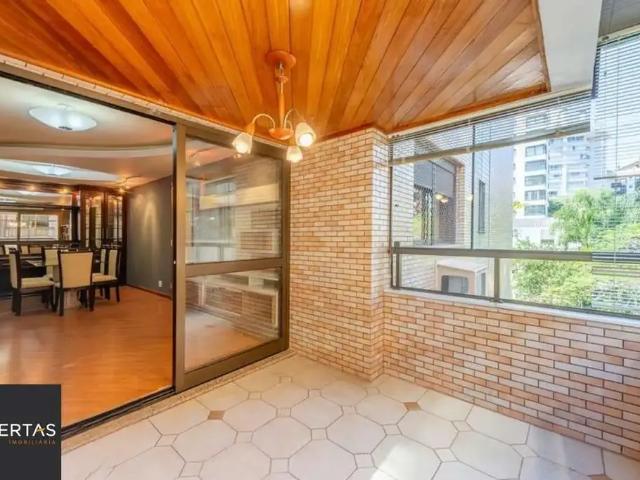 Apartamento para Venda em Porto Alegre/RS Petrópolis 3 Quartos
