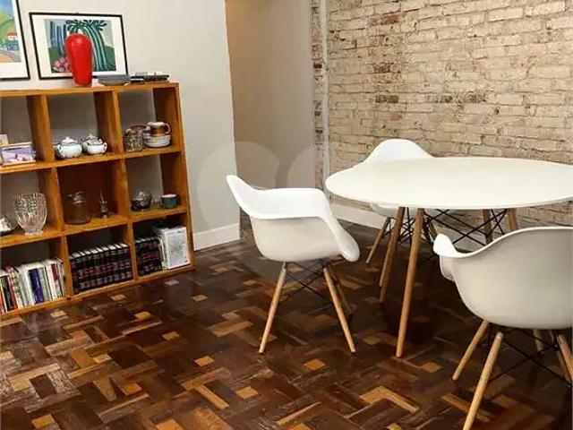 Apartamento para Venda em Porto Alegre/RS Petrópolis 3 Quartos