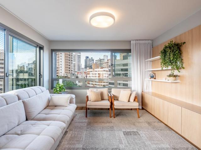 Apartamento para Venda em Porto Alegre/RS Petrópolis 3 Quartos