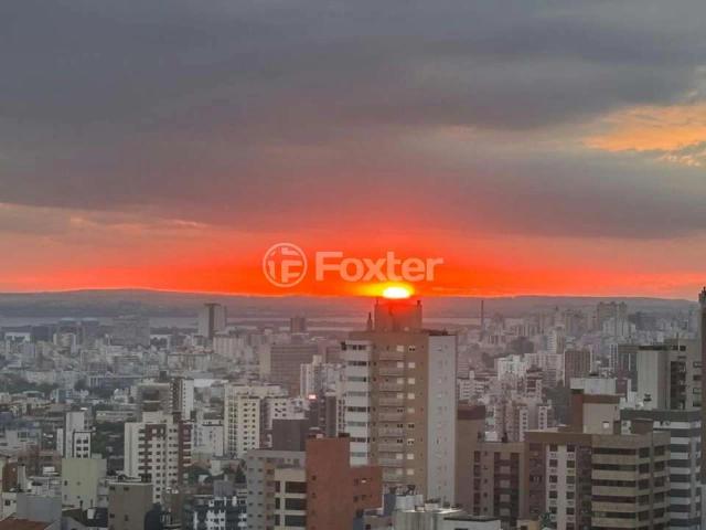 Apartamento para Venda em Porto Alegre/RS Petrópolis 3 Quartos