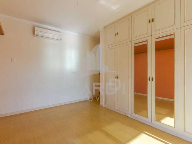 Apartamento para Venda em Porto Alegre/RS Petrópolis 3 Quartos