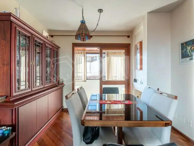 Apartamento para Venda em Porto Alegre/RS Petrópolis 3 Quartos