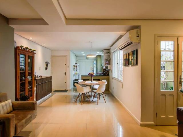 Apartamento para Venda em Porto Alegre/RS Petrópolis 3 Quartos