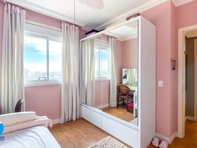 Apartamento para Venda em Porto Alegre/RS Petrópolis 3 Quartos