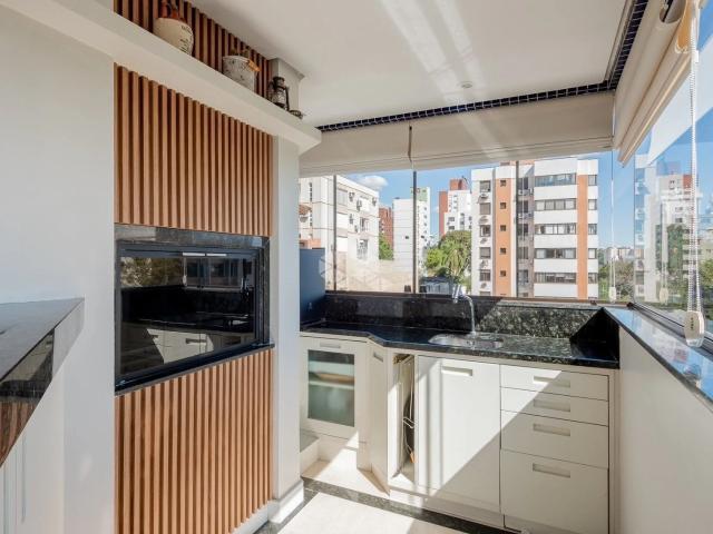 Apartamento para Venda em Porto Alegre/RS Petrópolis 3 Quartos