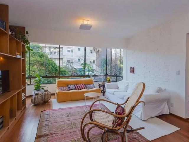 Apartamento para Venda em Porto Alegre/RS Petrópolis 3 Quartos
