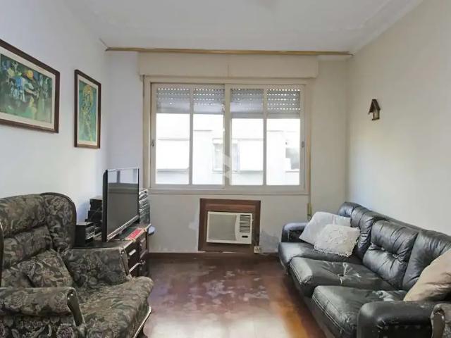 Apartamento para Venda em Porto Alegre/RS Petrópolis 2 Quartos