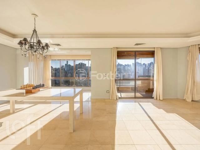 Apartamento para Venda em Porto Alegre/RS Petrópolis 4 Quartos
