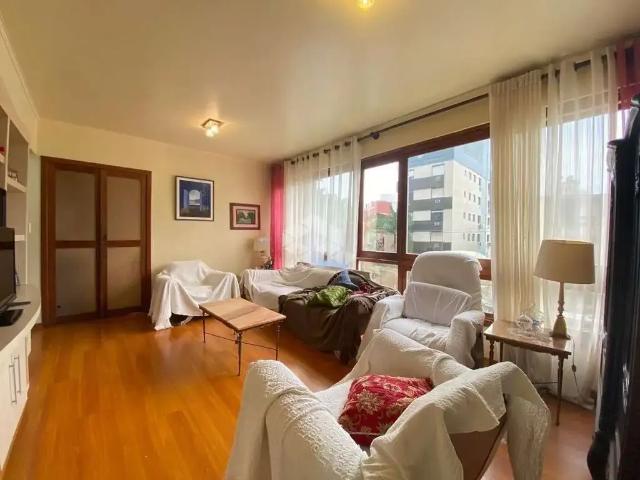 Apartamento para Venda em Porto Alegre/RS Rio Branco 3 Quartos