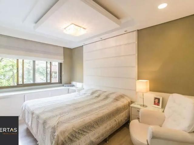 Apartamento para Venda em Porto Alegre/RS Rio Branco 3 Quartos