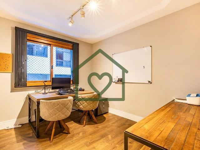 Apartamento para Venda em Porto Alegre/RS Rio Branco 3 Quartos
