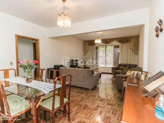Apartamento para Venda em Porto Alegre/RS Rio Branco 3 Quartos
