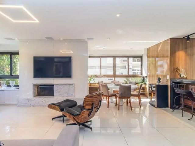 Apartamento para Venda em Porto Alegre/RS Rio Branco 3 Quartos