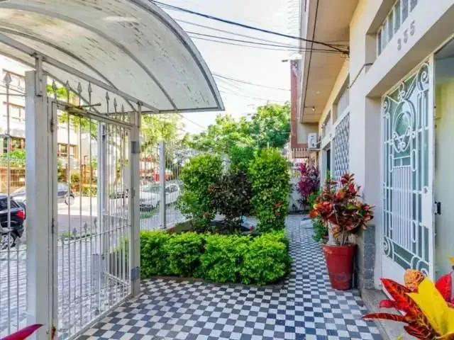 Apartamento para Venda em Porto Alegre/RS Rio Branco 2 Quartos
