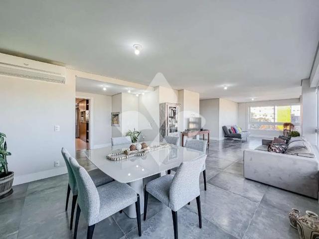 Apartamento para Venda em Porto Alegre/RS Rio Branco 4 Quartos