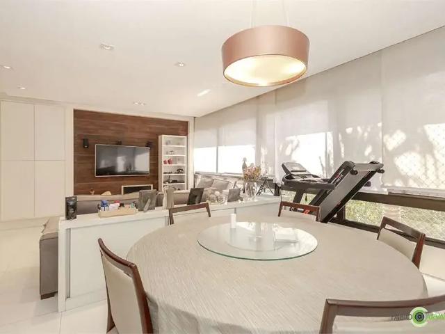 Apartamento para Venda em Porto Alegre/RS Rio Branco 4 Quartos