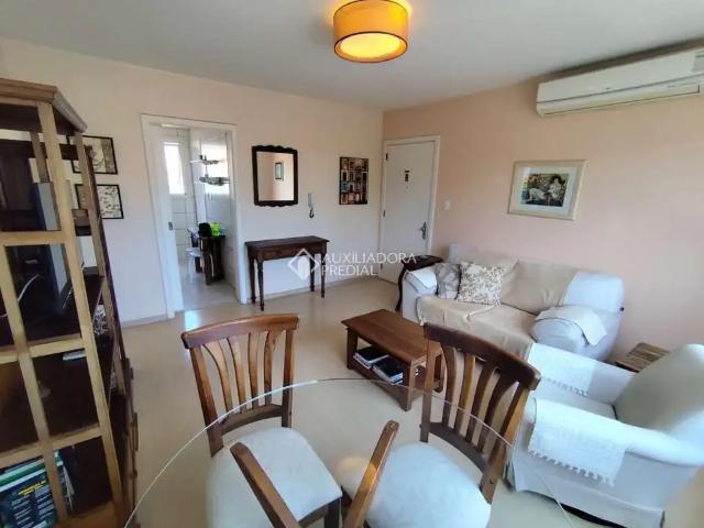 Apartamento para Venda em Porto Alegre/RS São João 2 Quartos
