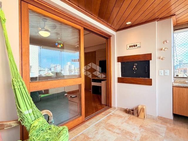 Apartamento para Venda em Porto Alegre/RS São João 2 Quartos