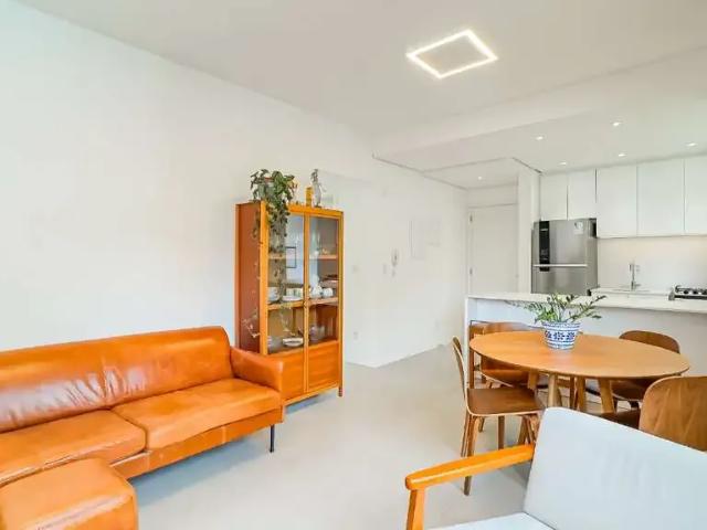 Apartamento para Venda em Porto Alegre/RS São João 2 Quartos