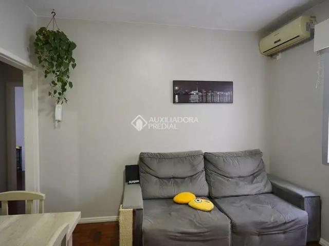 Apartamento para Venda em Porto Alegre/RS São João 2 Quartos