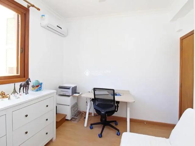 Apartamento para Venda em Porto Alegre/RS São João 2 Quartos