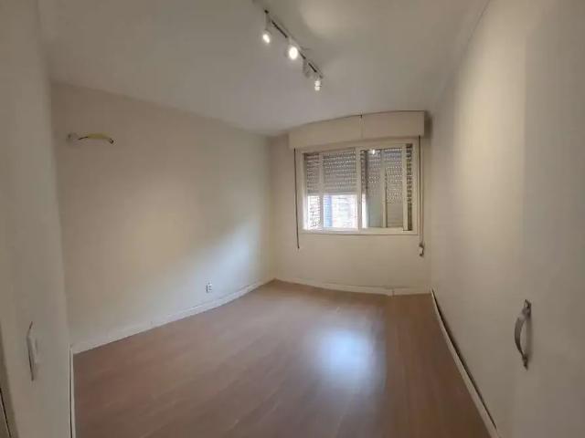 Apartamento para Venda em Porto Alegre/RS São João 2 Quartos