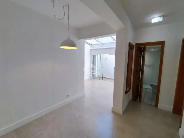 Apartamento para Venda em Porto Alegre/RS São João 2 Quartos
