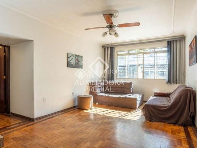 Apartamento para Venda em Porto Alegre/RS São João 3 Quartos