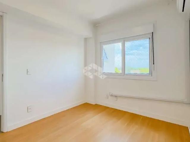 Apartamento para Venda em Porto Alegre/RS São Sebastião 3 Quartos