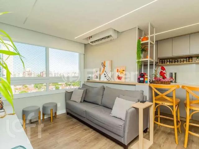 Apartamento para Venda em Porto Alegre/RS São Sebastião 3 Quartos