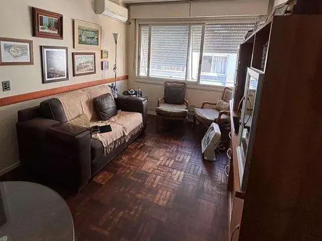 Apartamento para Venda em Porto Alegre/RS Santa Cecília 2 Quartos