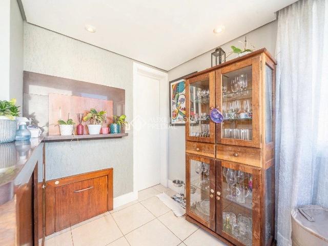 Apartamento para Venda em Porto Alegre/RS Santa Cecília 2 Quartos