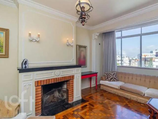 Apartamento para Venda em Porto Alegre/RS Santana 3 Quartos