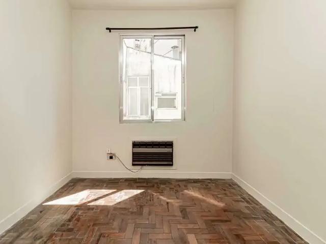Apartamento para Venda em Porto Alegre/RS Santana 3 Quartos
