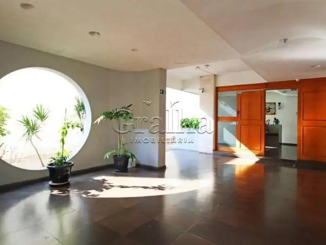 Apartamento para Venda em Porto Alegre/RS Santana 3 Quartos