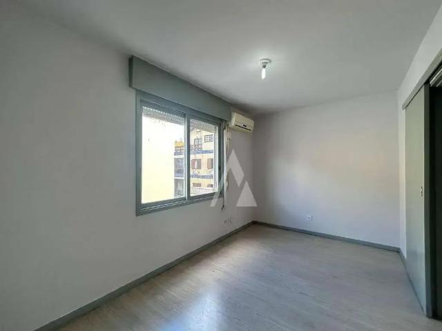 Apartamento para Venda em Porto Alegre/RS Santana 1 Quartos