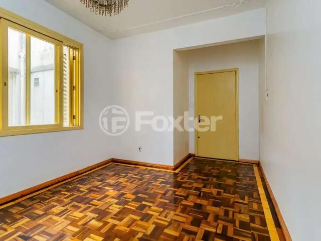 Apartamento para Venda em Porto Alegre/RS Santo Antônio 2 Quartos
