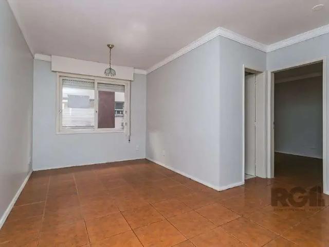 Apartamento para Venda em Porto Alegre/RS Santo Antônio 2 Quartos