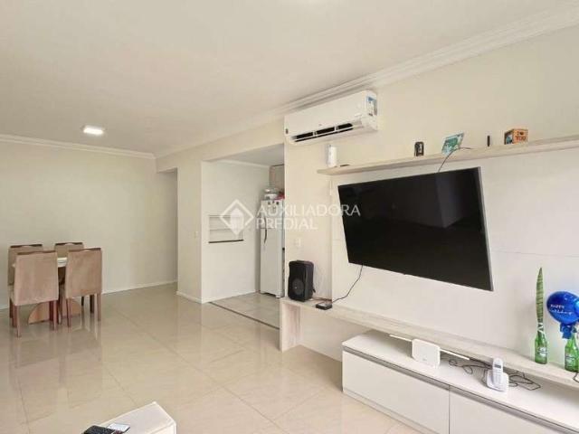 Apartamento para Venda em Porto Alegre/RS Santo Antônio 2 Quartos