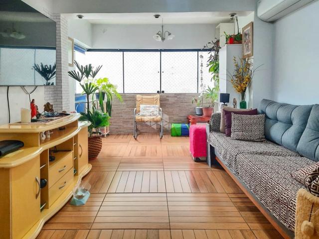 Apartamento para Venda em Porto Alegre/RS Santo Antônio 2 Quartos
