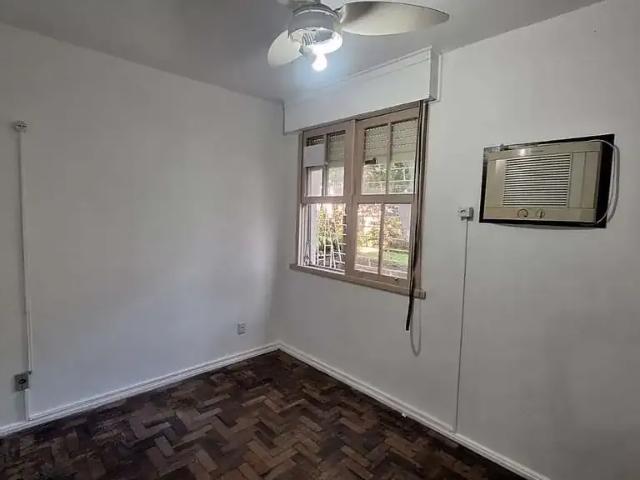 Apartamento para Venda em Porto Alegre/RS Santo Antônio 2 Quartos