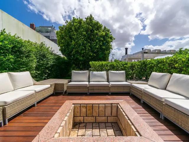 Apartamento para Venda em Porto Alegre/RS Três Figueiras 2 Quartos